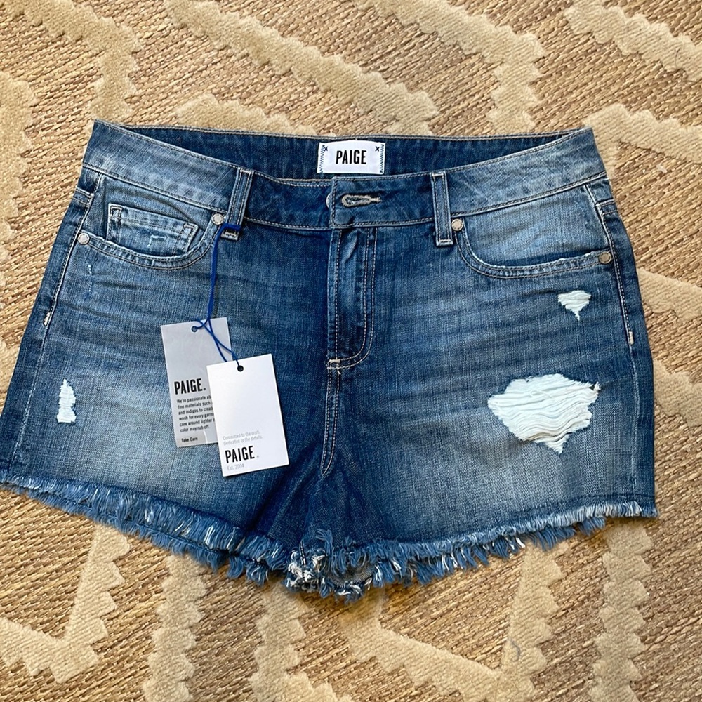 NWT Paige daryn shorts - size 28
